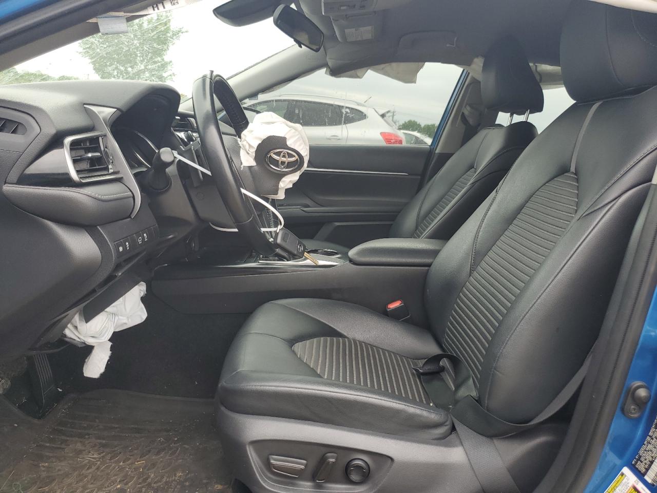 4T1B11HK5KU173926 2019 Toyota Camry L