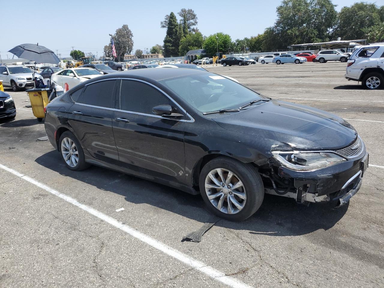 2015 Chrysler 200 C vin: 1C3CCCCBXFN583986