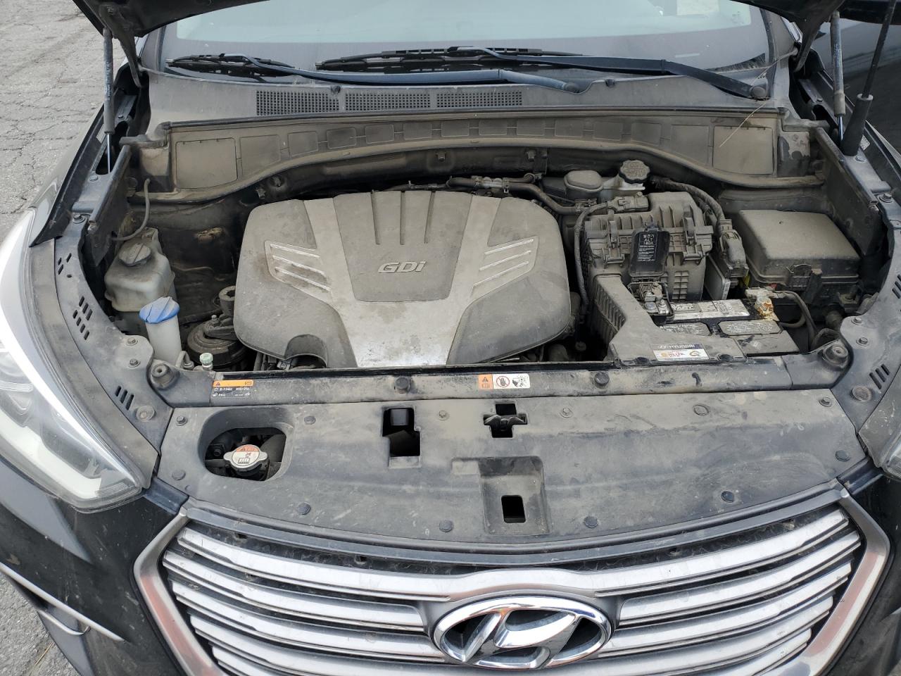 KM8SM4HF3HU205809 2017 Hyundai Santa Fe Se