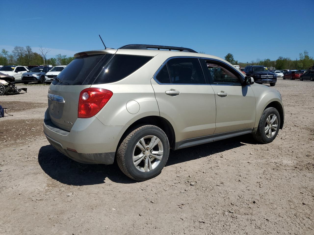 2GNALCEKXF1106953 2015 Chevrolet Equinox Lt