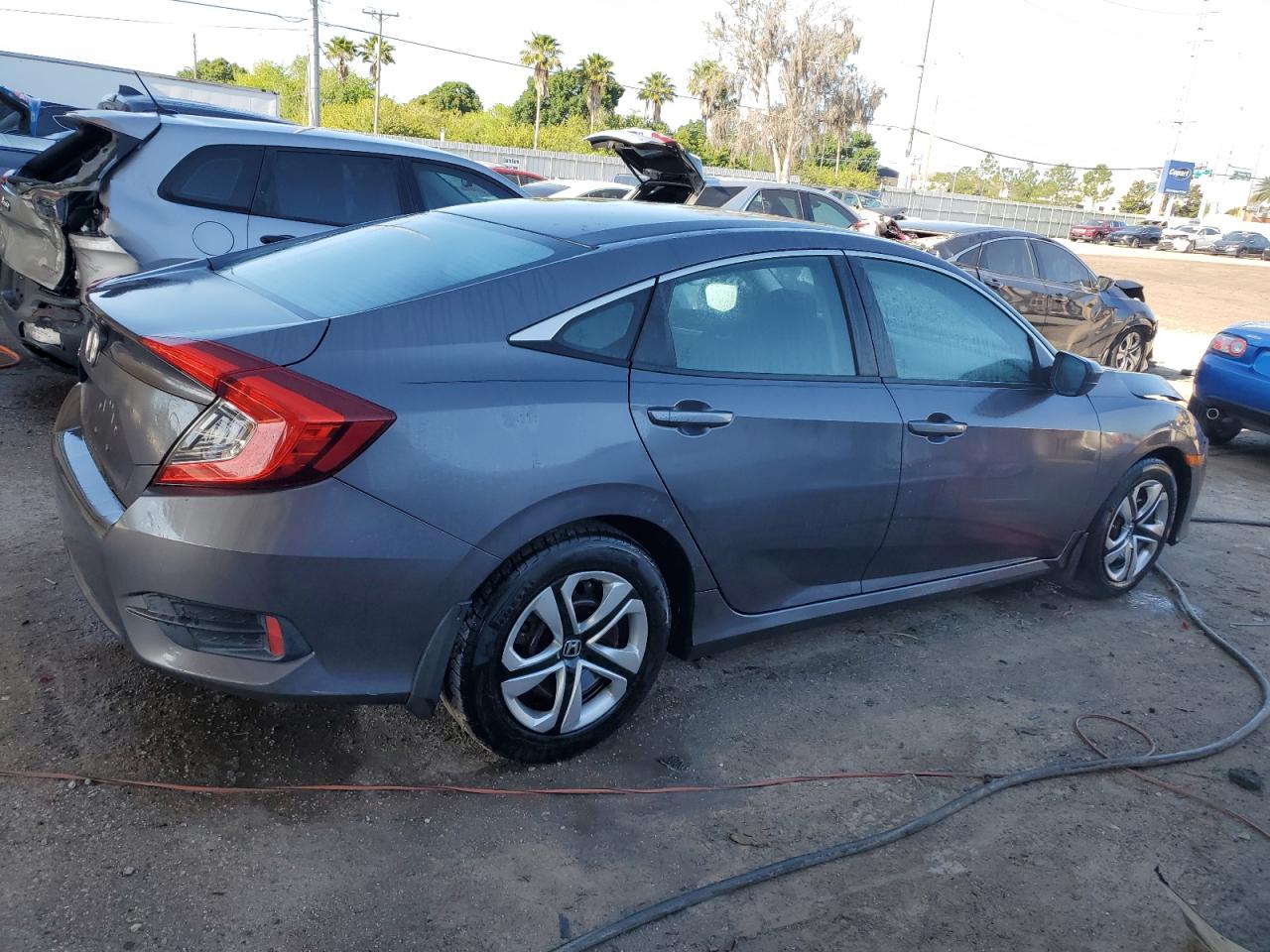 19XFC2F57GE015127 2016 Honda Civic Lx