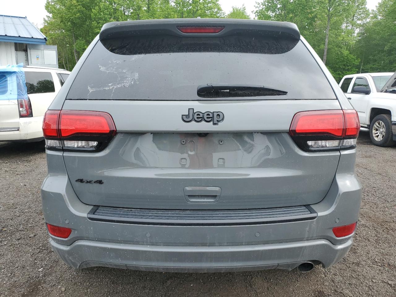 1C4RJFAG7LC167381 2020 Jeep Grand Cherokee Laredo