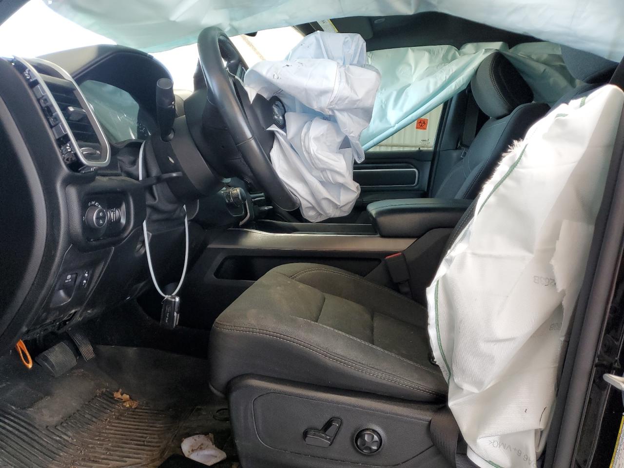 1C6SRFFTXKN903837 2019 Ram 1500 Big Horn/Lone Star