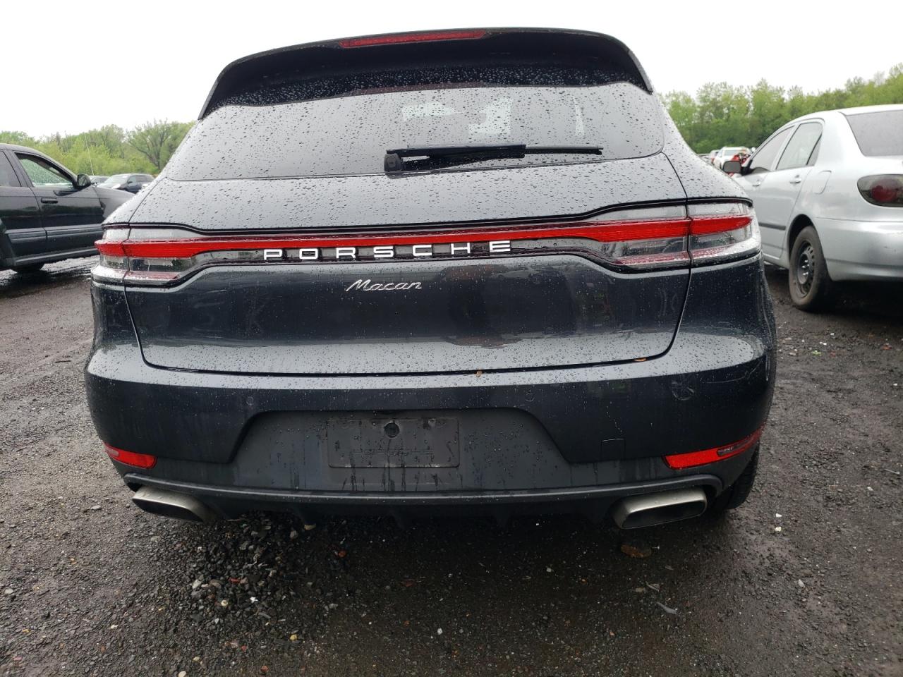 WP1AA2A57LLB00511 2020 Porsche Macan