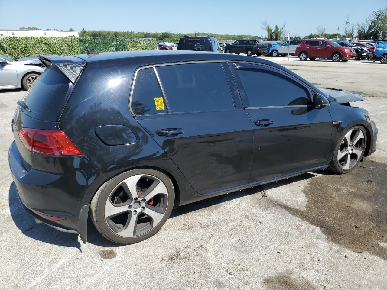 3VW4T7AU2GM070056 2016 Volkswagen Gti S/Se