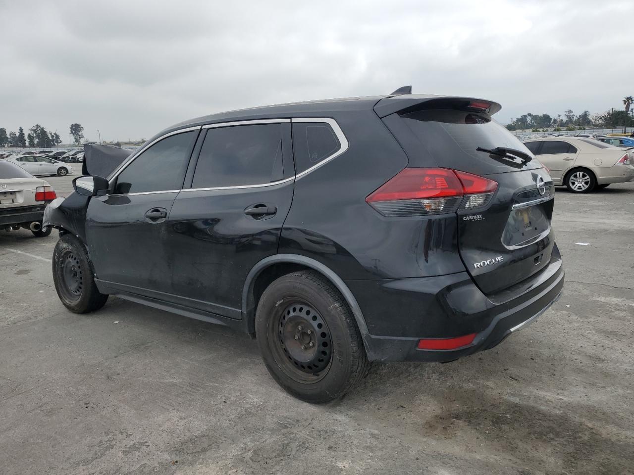 2018 Nissan Rogue S vin: JN8AT2MT8JW452079