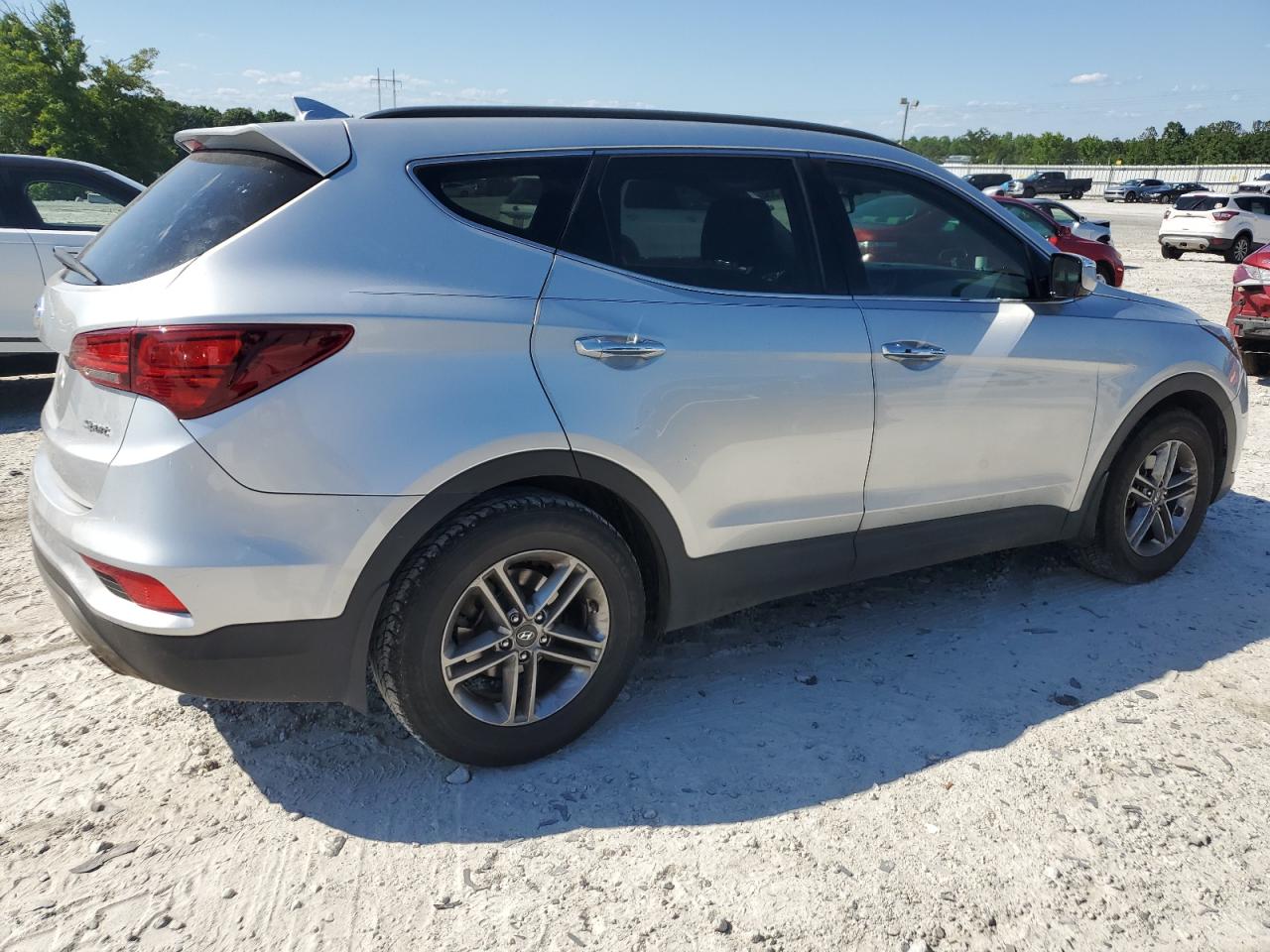 5XYZU3LB1JG561507 2018 Hyundai Santa Fe Sport