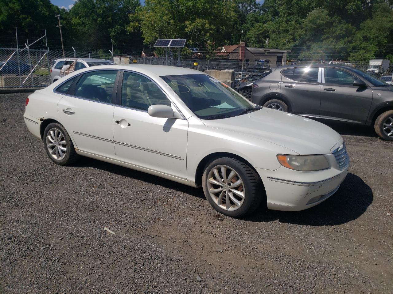 KMHFC46F26A069033 2006 Hyundai Azera Se