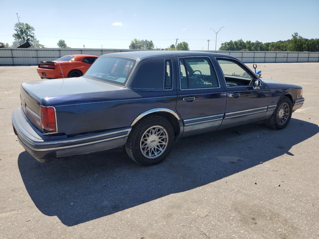 1LNCM82W9MY777927 1991 Lincoln Town Car Signature