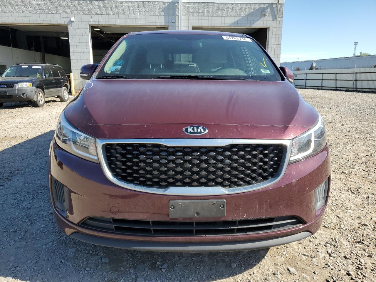 KNDMB5C19H6229976 2017 Kia Sedona Lx