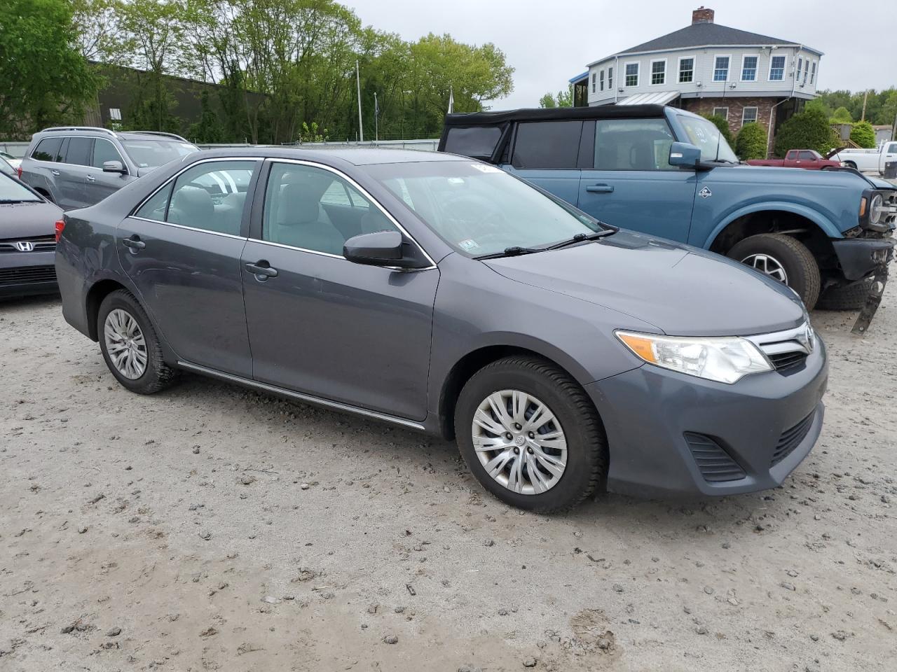 4T1BF1FK2DU264210 2013 Toyota Camry L