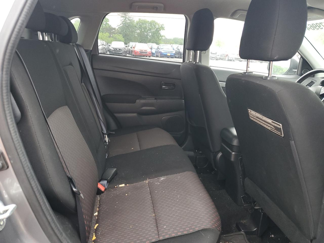 JA4AR3AU2JZ031741 2018 Mitsubishi Outlander Sport Es