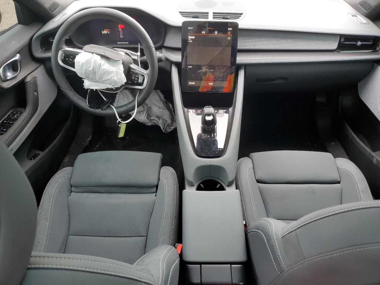 YSMED3KA4PL126389 2023 Polestar 2