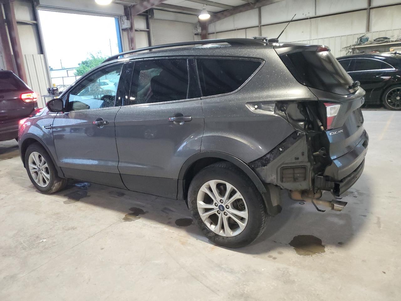 1FMCU0GD9JUB28320 2018 Ford Escape Se