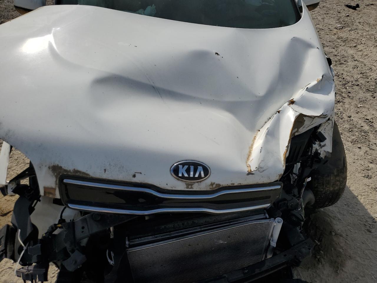 KNDJP3A52J7902394 2018 Kia Soul +