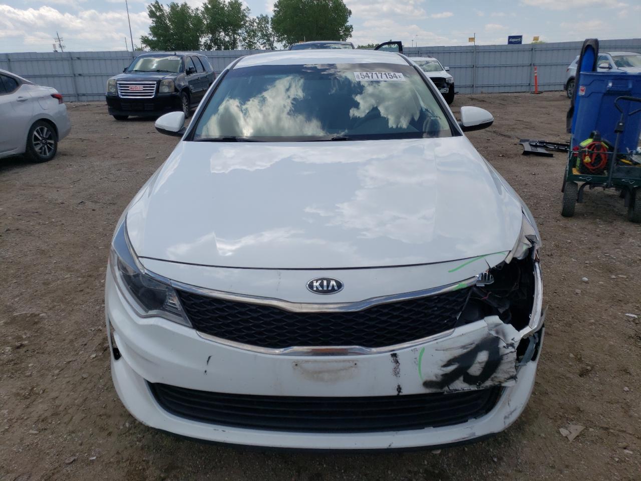 5XXGT4L33HG158166 2017 Kia Optima Lx