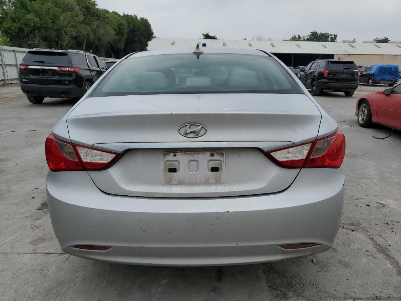 5NPEB4AC9DH715755 2013 Hyundai Sonata Gls
