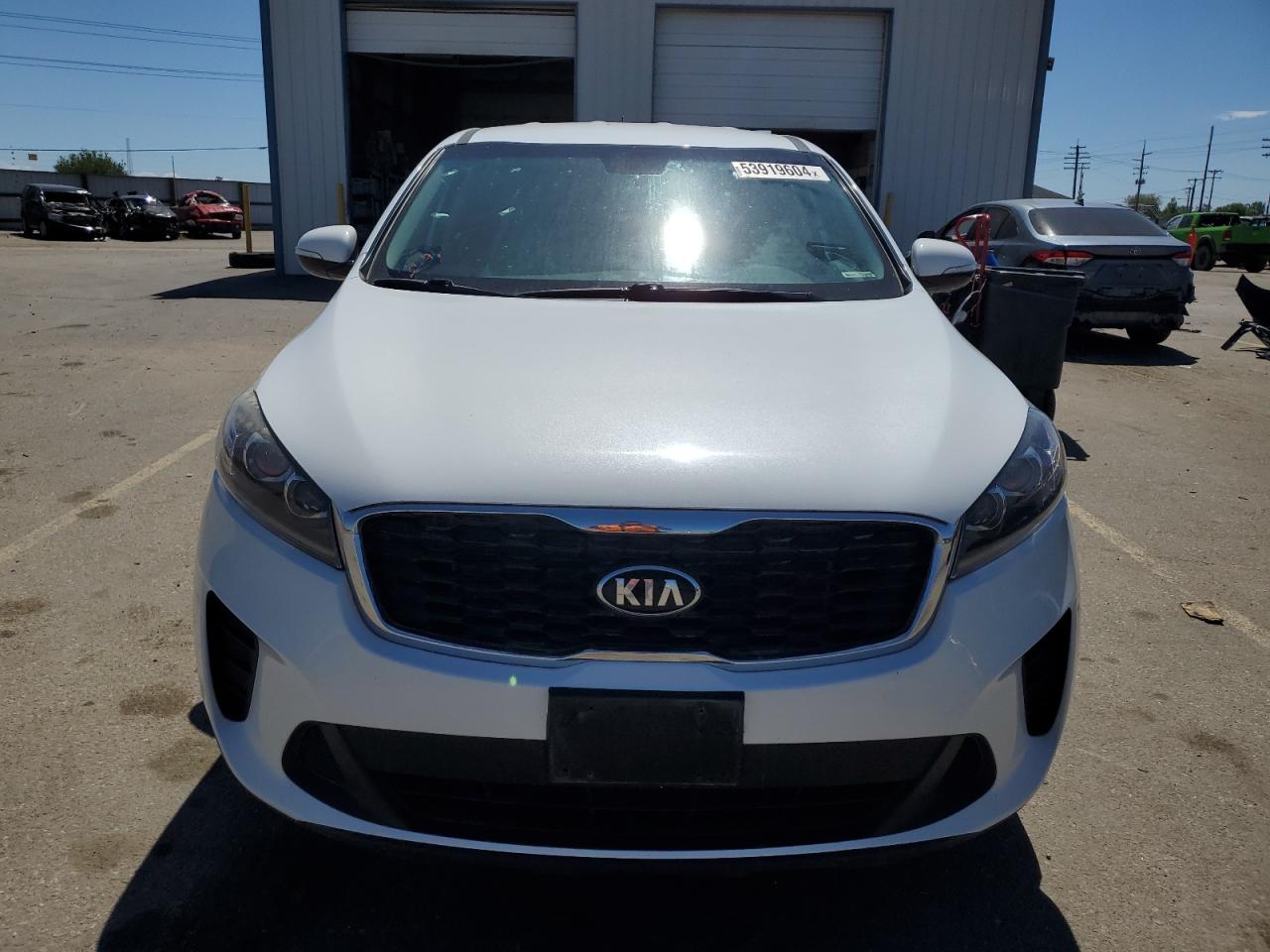 5XYPGDA57KG464220 2019 Kia Sorento Lx