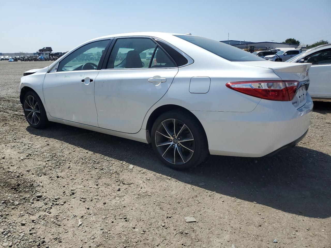 4T1BF1FKXHU621574 2017 Toyota Camry Le