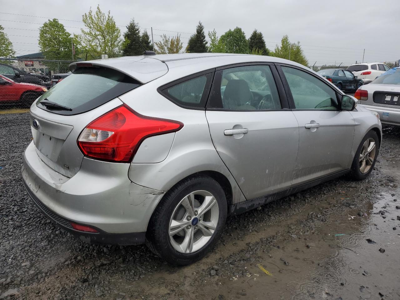 2014 Ford Focus Se vin: 1FADP3K28EL140340