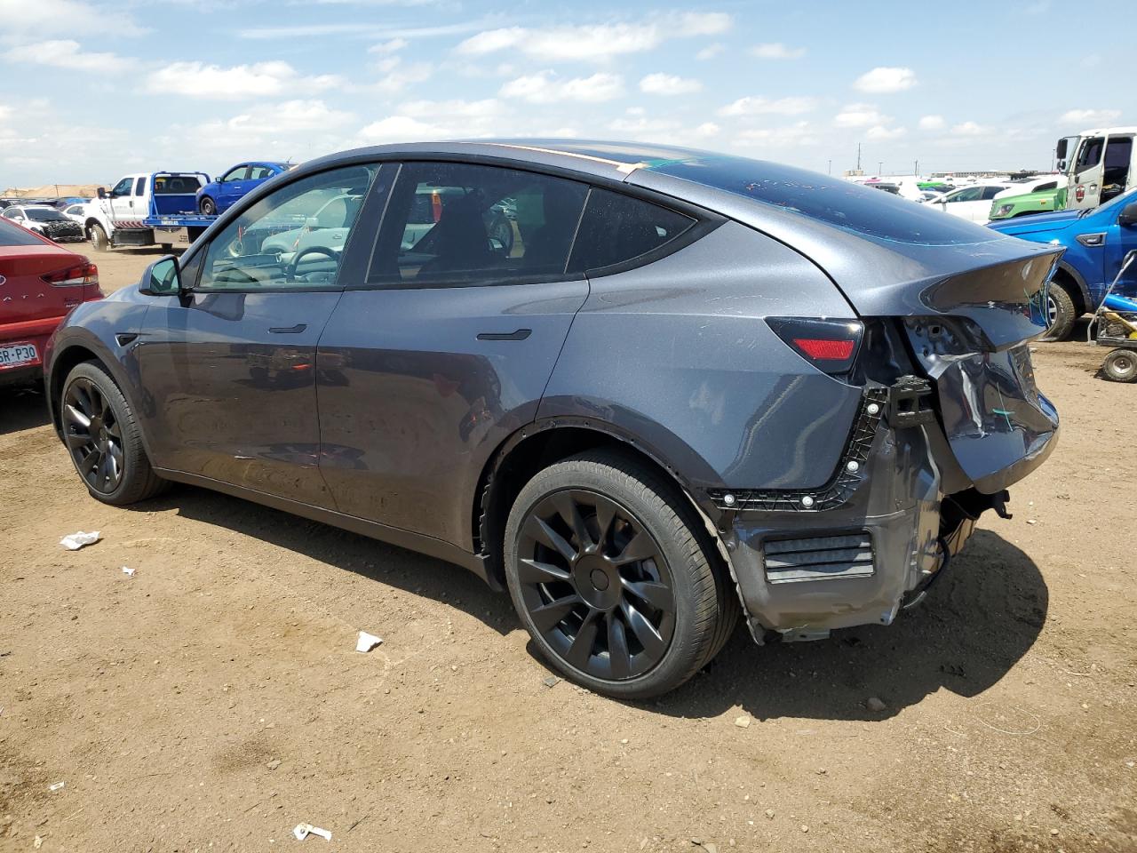 7SAYGDEE0PA081748 2023 Tesla Model Y