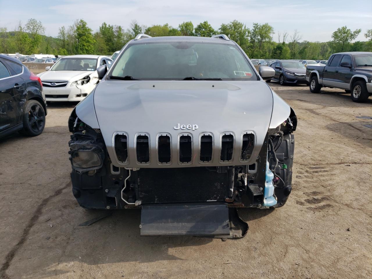 1C4PJMCB5FW709447 2015 Jeep Cherokee Latitude