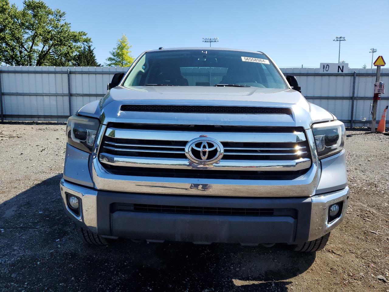 5TFDY5F15GX550352 2016 Toyota Tundra Crewmax Sr5