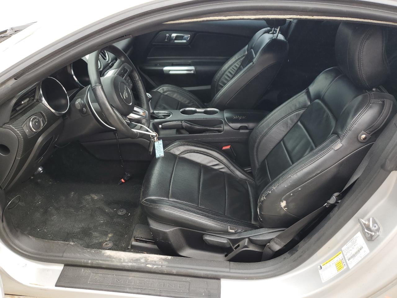 1FA6P8AM2H5275735 2017 Ford Mustang