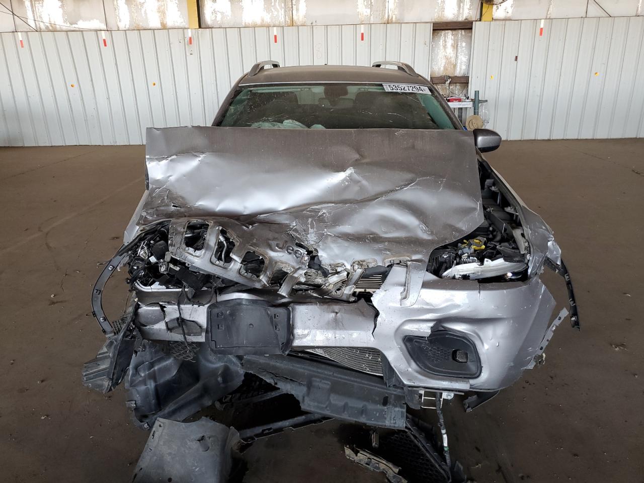 1C4PJLLNXKD164176 2019 Jeep Cherokee Latitude Plus