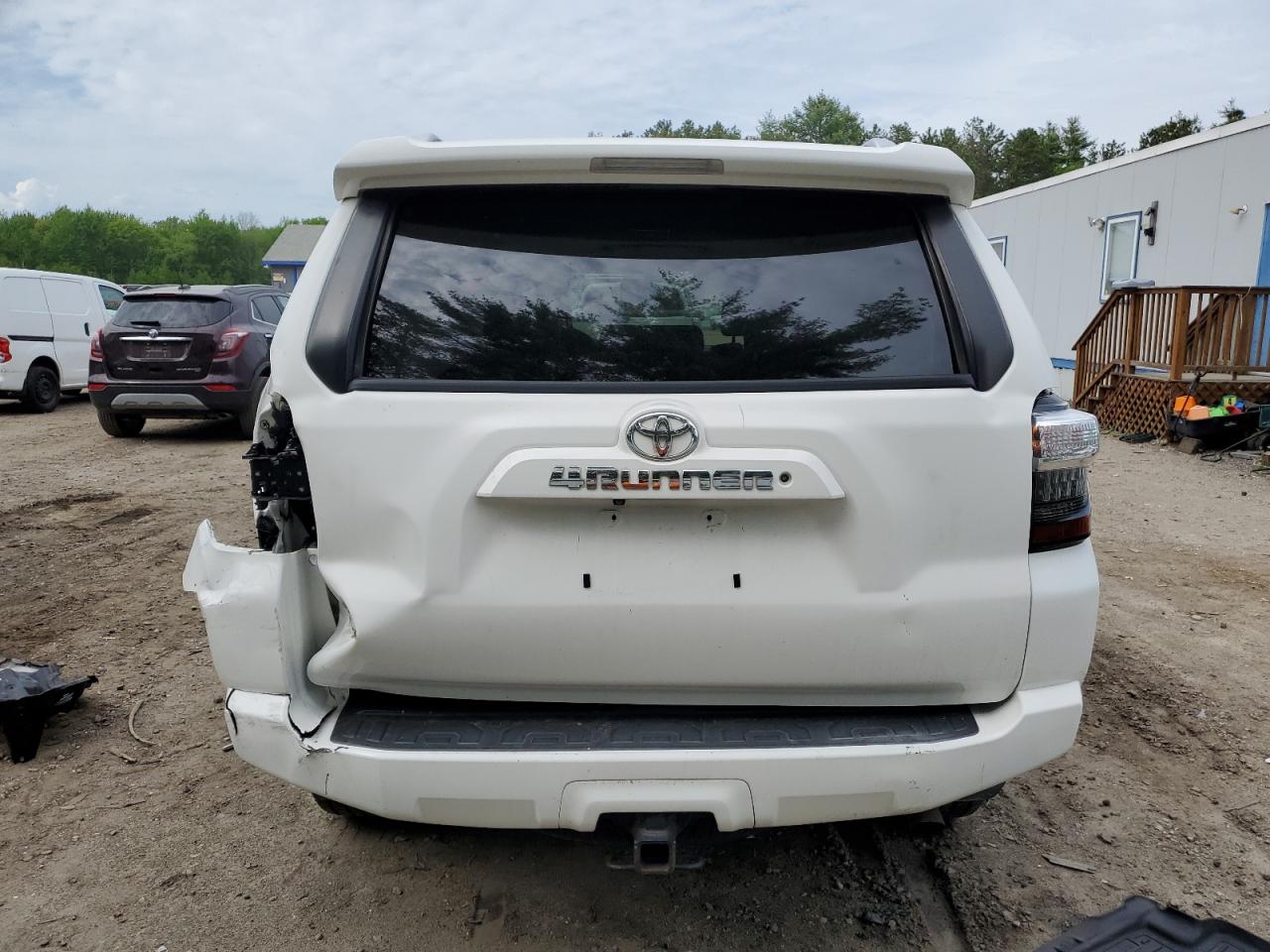 JTEZU5JR6E5069657 2014 Toyota 4Runner Sr5