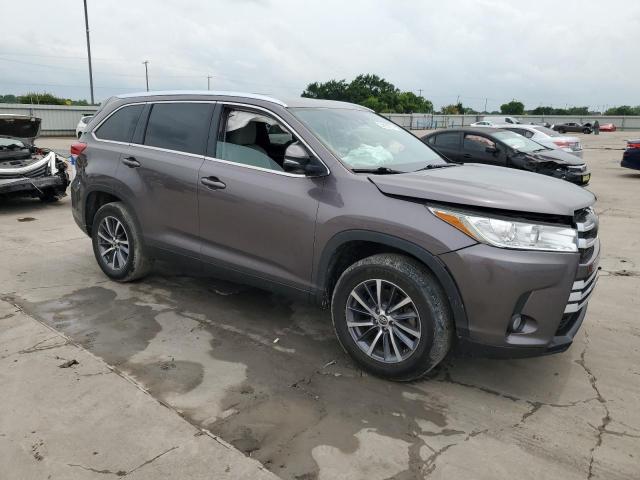 2019 Toyota Highlander Se VIN: 5TDKZRFH9KS558512 Lot: 54897514