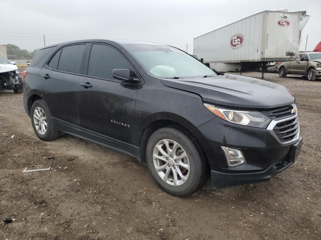 2GNAXHEV6J6294300 2018 Chevrolet Equinox Ls