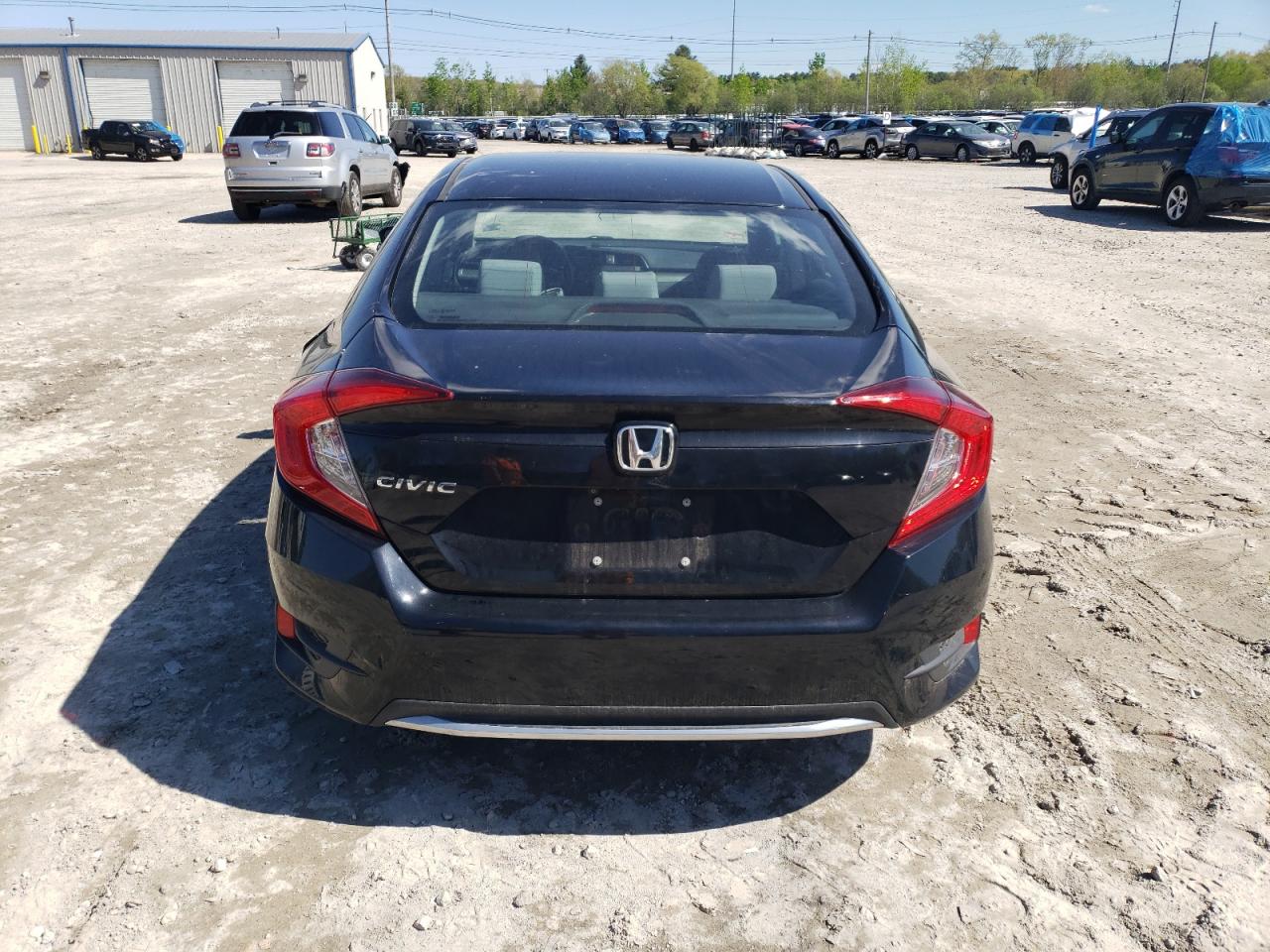 2HGFC2F65KH595985 2019 Honda Civic Lx