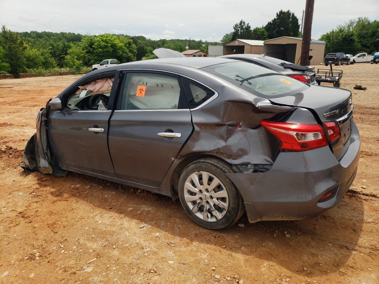 3N1AB7AP2JY323043 2018 Nissan Sentra S