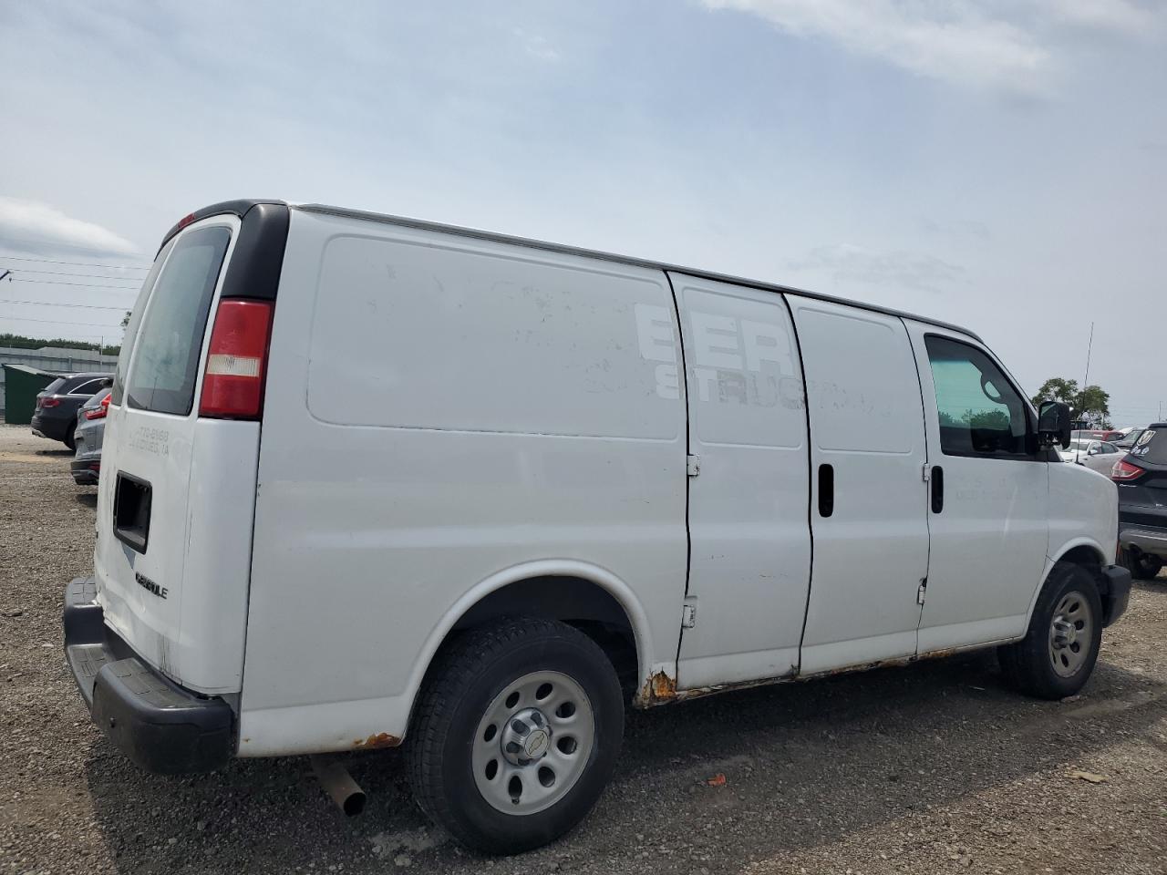 1GCSGAFXXC1113998 2012 Chevrolet Express G1500