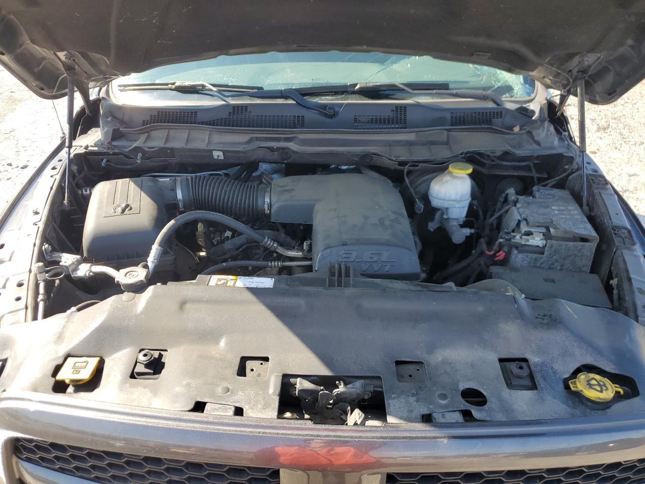 1C6RR7KG1JS253809 2018 Ram 1500 St