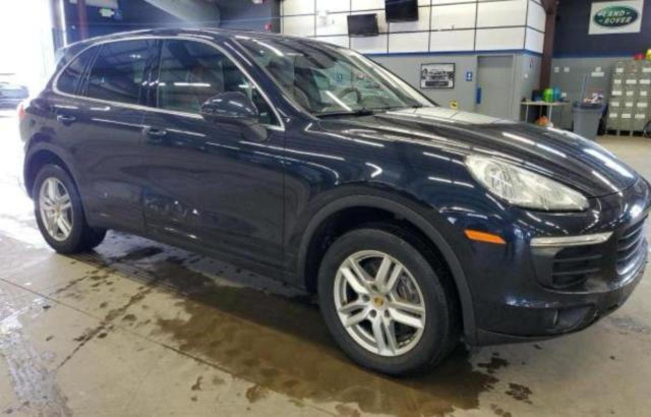 WP1AA2A22GKA36704 2016 Porsche Cayenne