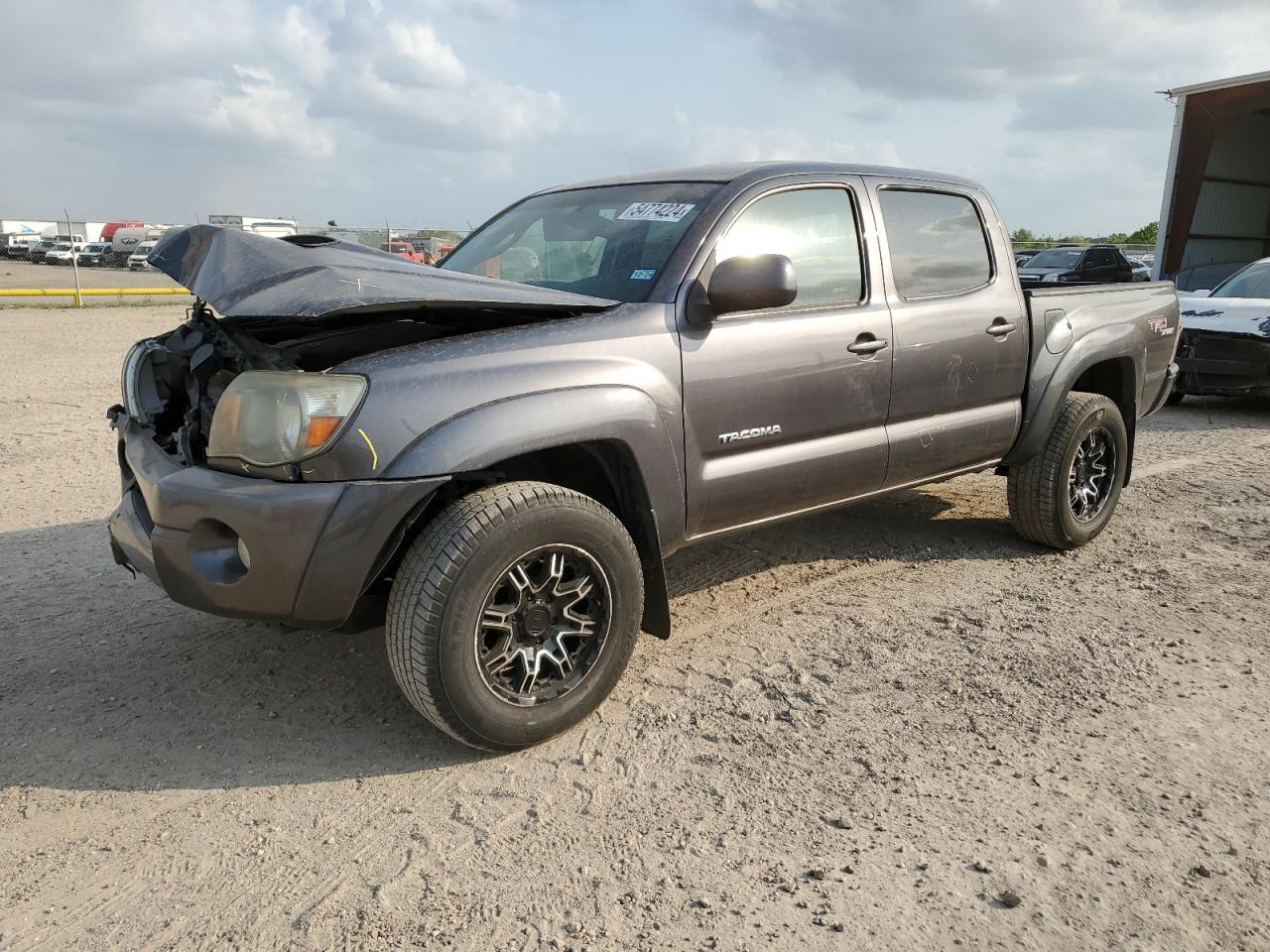 5TFJU4GN0BX007221 2011 Toyota Tacoma Double Cab Prerunner