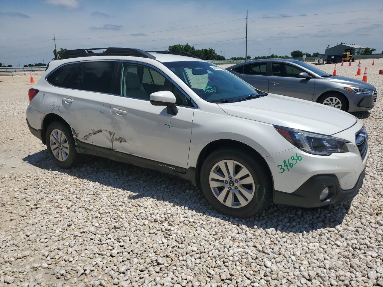 4S4BSACC6J3321356 2018 Subaru Outback 2.5I Premium