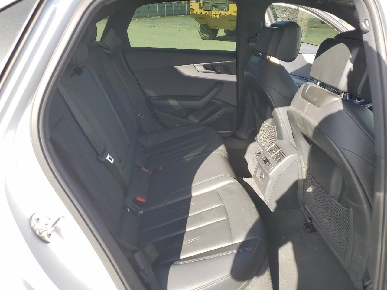 WAUENAF48HN063480 2017 Audi A4 Premium Plus