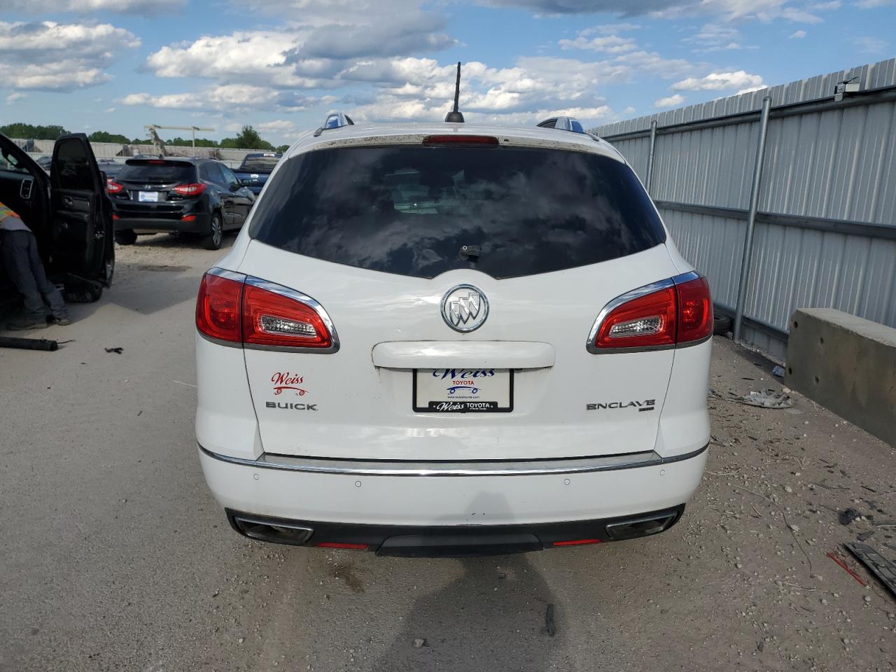 5GAKVBKDXHJ143955 2017 Buick Enclave