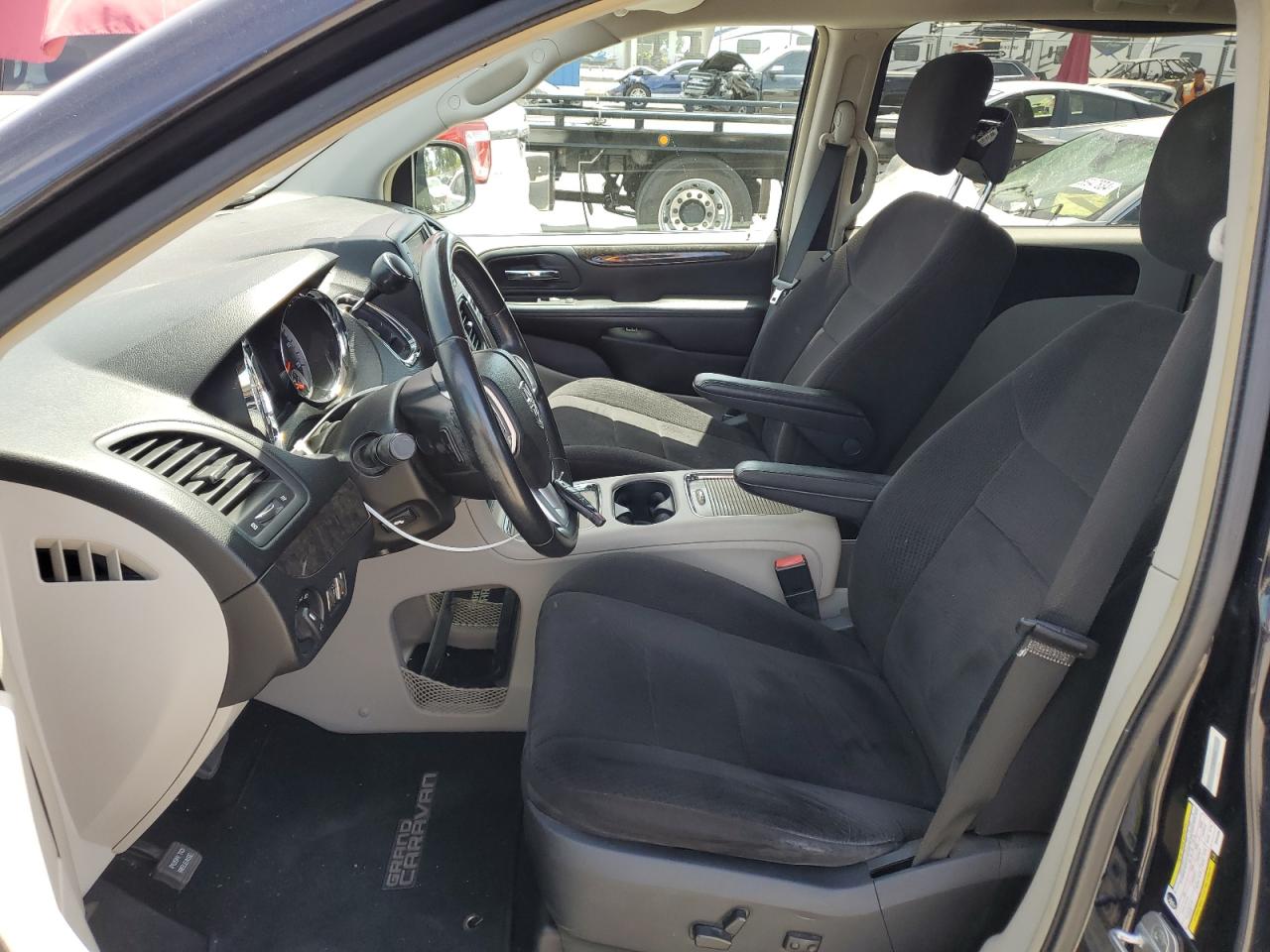 2D4RN5DG0BR635096 2011 Dodge Grand Caravan Crew