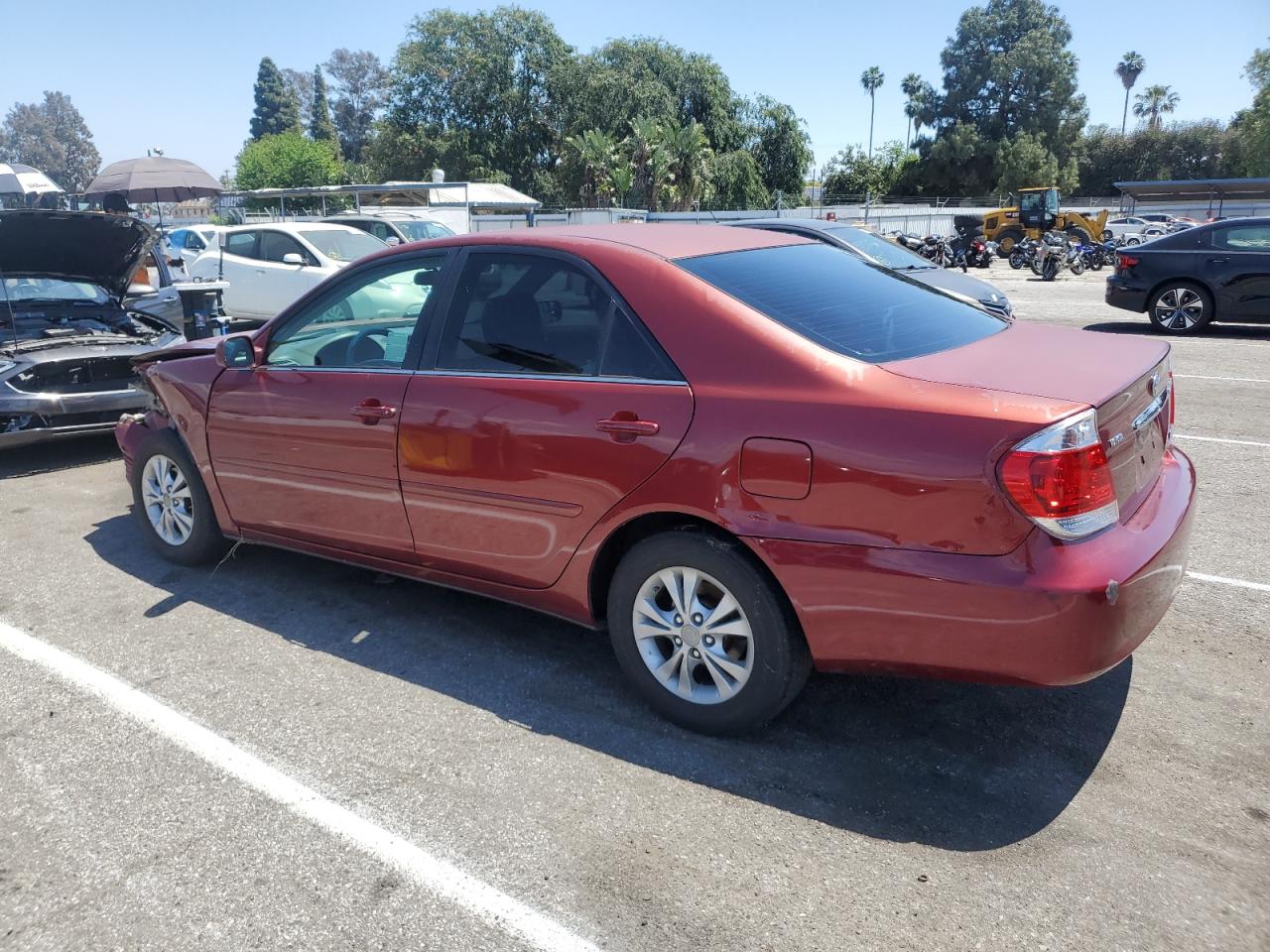 4T1BF32K95U110404 2005 Toyota Camry Le