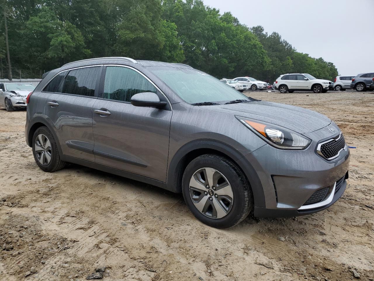 KNDCB3LC0J5117421 2018 Kia Niro Fe