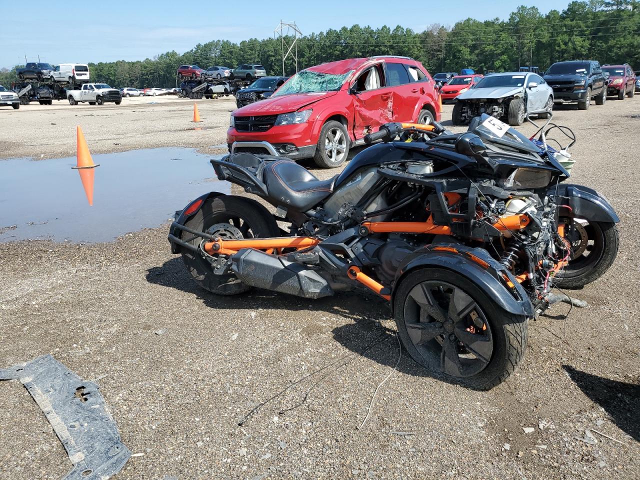 2BXRDDD25MV000352 CAN SPYDER 2021