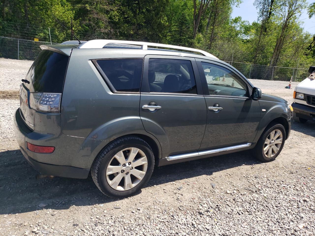 JA4LT31W49Z008002 2009 Mitsubishi Outlander Se