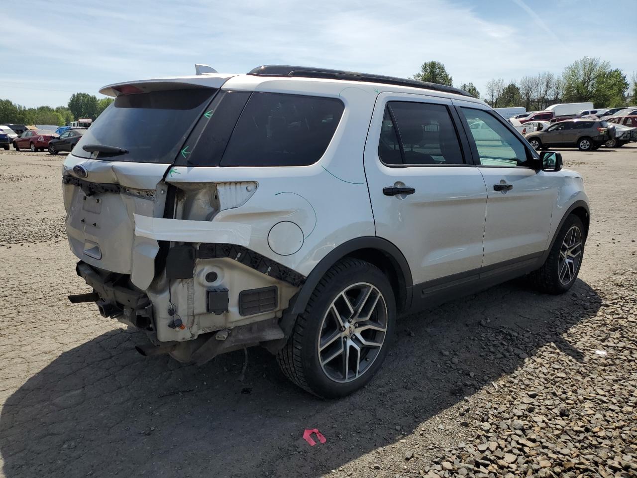 2017 Ford Explorer Sport vin: 1FM5K8GT3HGD17395