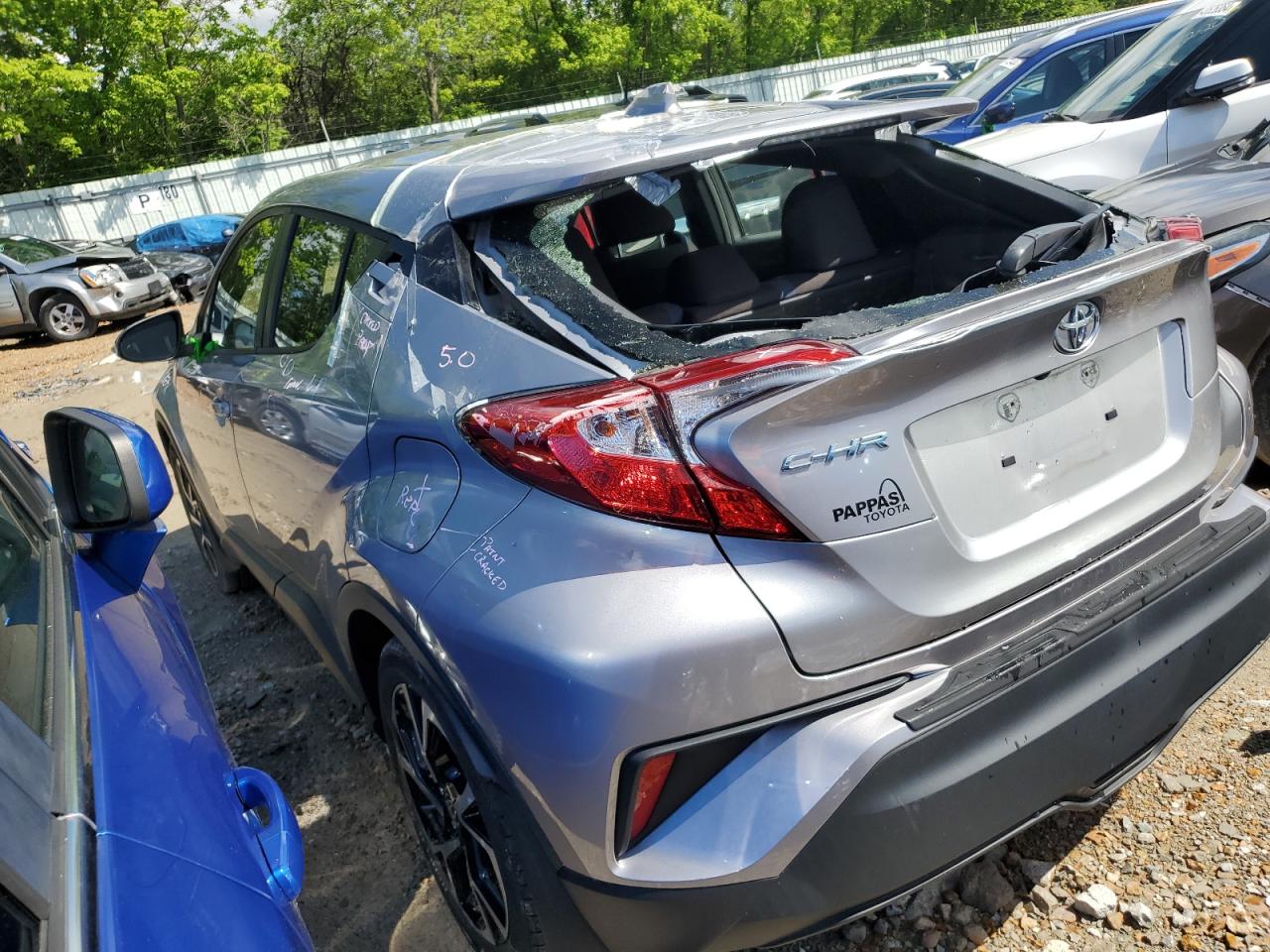 2020 Toyota C-Hr Xle vin: JTNKHMBX8L1079835