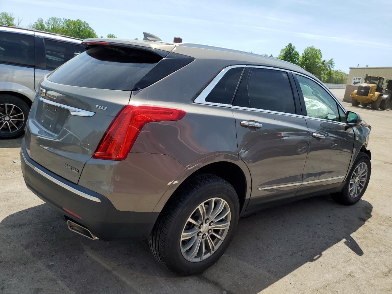 2018 Cadillac Xt5 Luxury vin: 1GYKNDRS6JZ200331