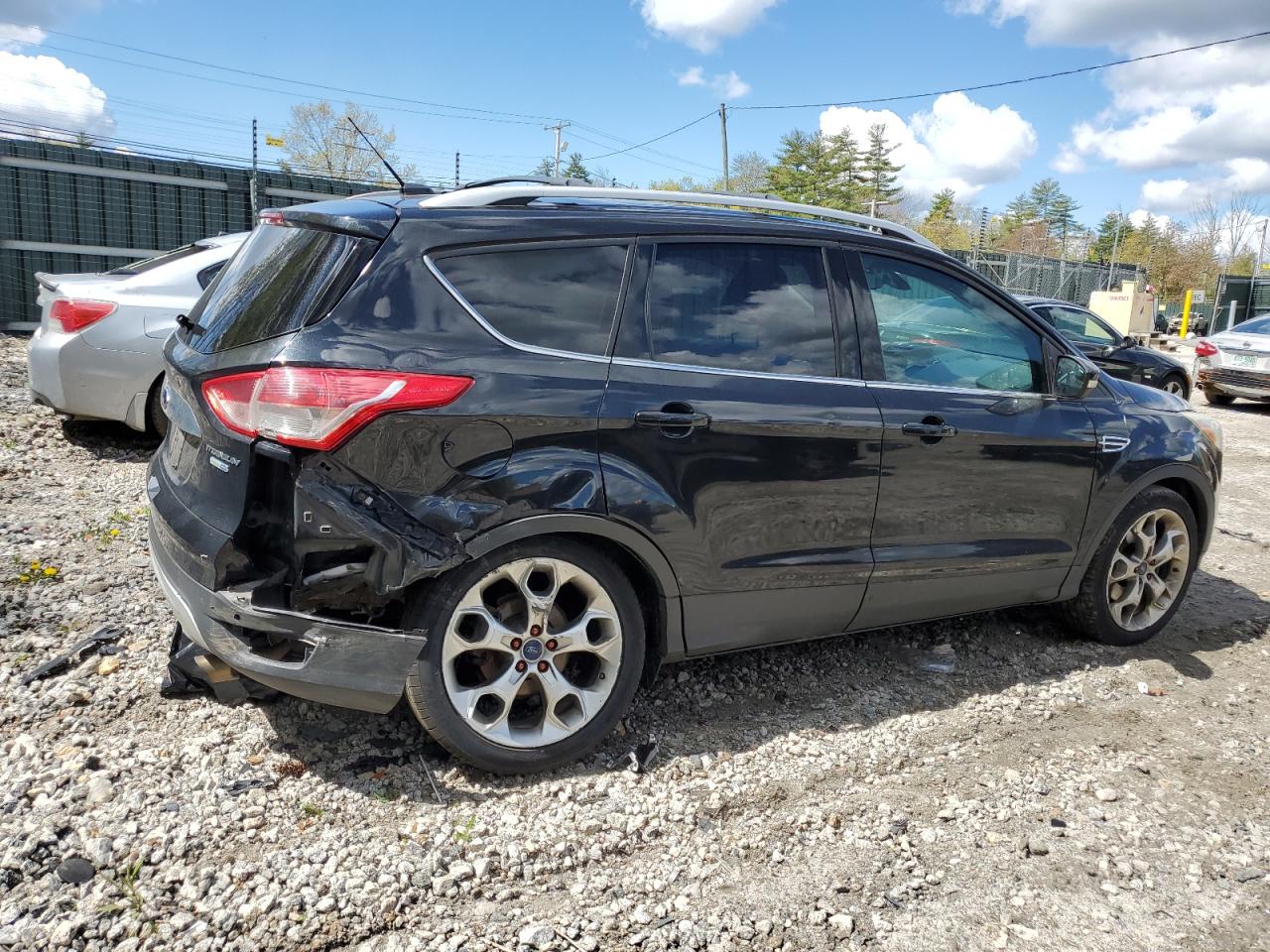 1FMCU9J92EUC13806 2014 Ford Escape Titanium